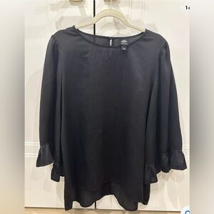 Bobeau black blouse